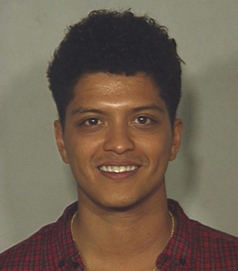LAS VEGAS (AP) — Rising singer-songwriter Bruno Mars was found with a bag of 